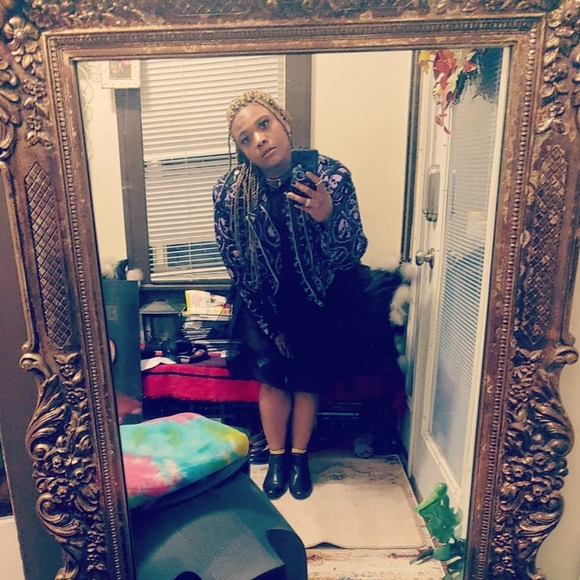 Meet The Posher - Picture 2 of 9